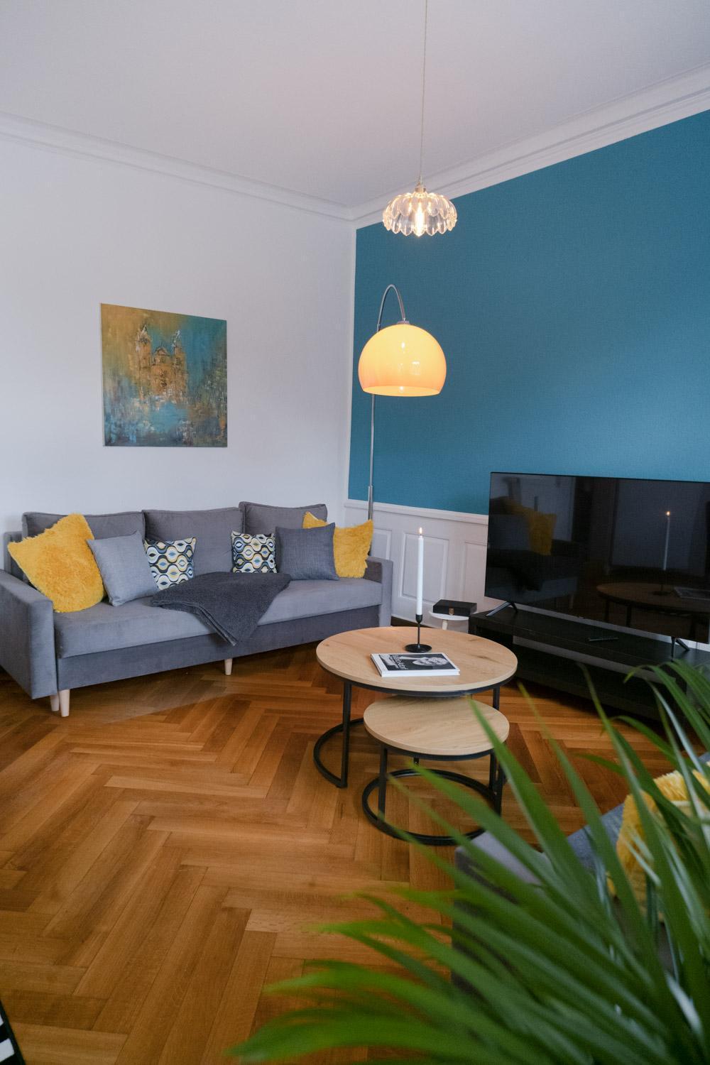 Bella Casa - Business&Family - 2 Zimmer Direkt Neben Schloss, Parkplatz, Smarttv, Netflix, Waschmaschine, 24H Checkin, 71Qm, Kingsizebett, Hotelbettwaesche Ludwigsburg Exterior foto